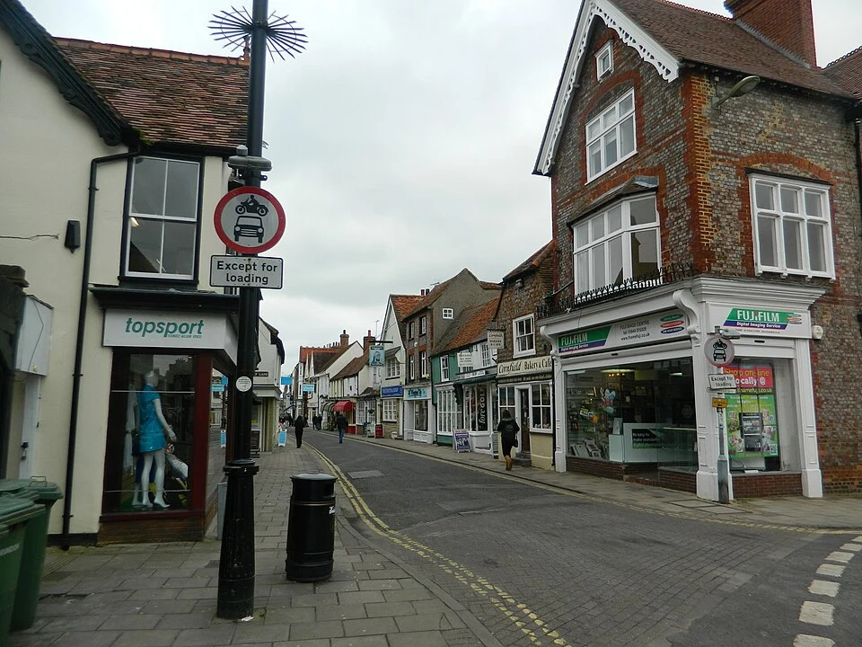 Shops and historic buildings on Thame High Street